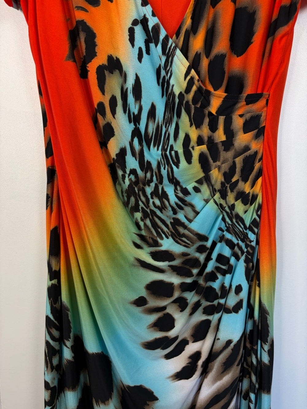 Frank Lyman Design Dress Size 10 Animal Print Ruched Faux Wrap Knee Length Midi - Picture 7 of 13